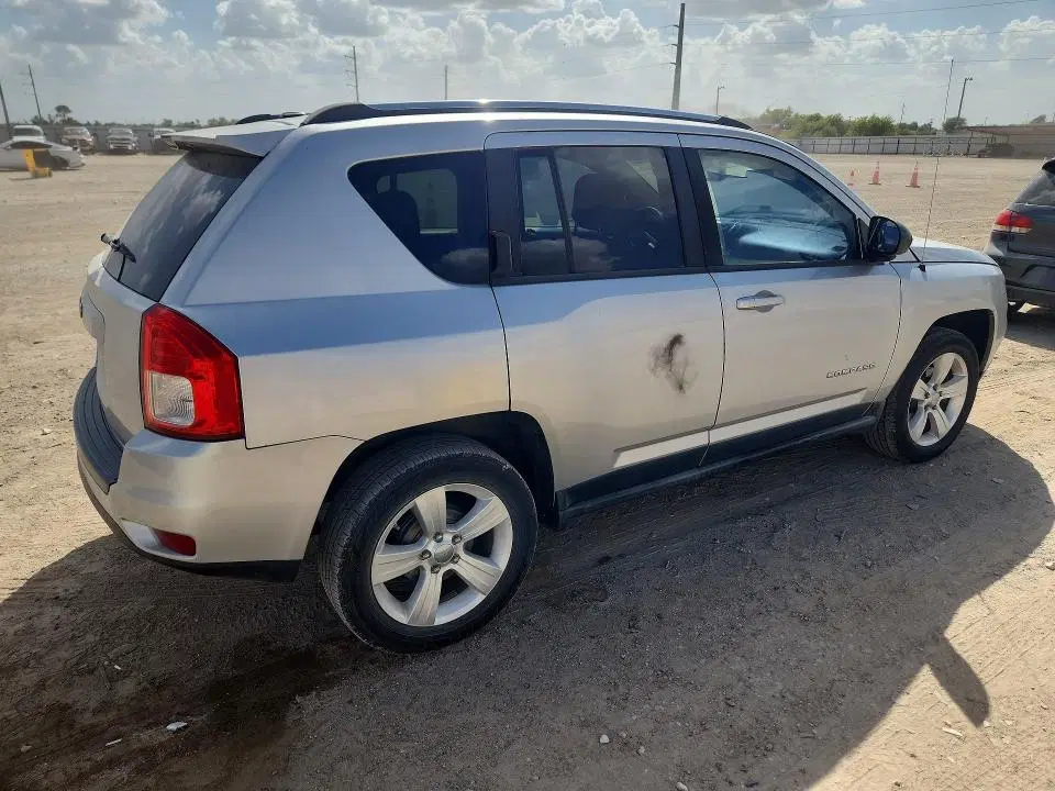 2012 JEEP COMPASS VIN 1C4NJCBA0CD723919 фото 3