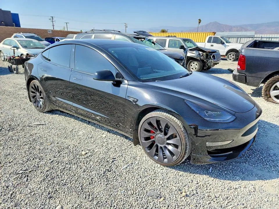 2023 Tesla MODEL 3 VIN 5YJ3E1EC0PF631530 фото 4