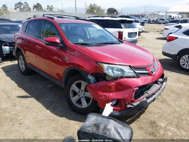 JTMWFREV2EJ007390 — 2014 Toyota RAV4 XLE, Передняя часть справа (Right Front), фото до ремонта