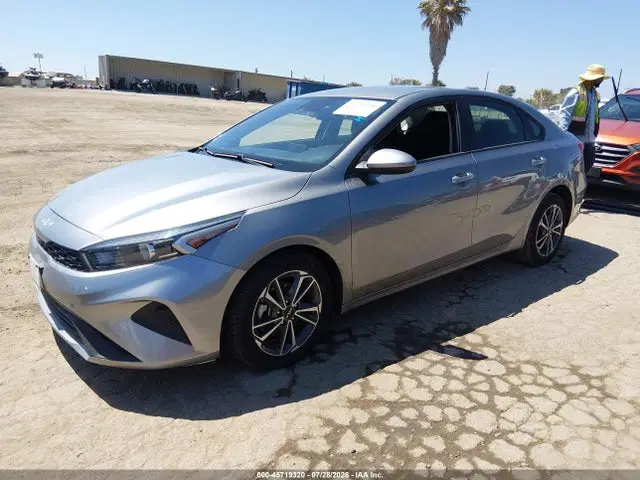 2022 KIA Forte Lxs VIN 3KPF24AD7NE457335 фото 2