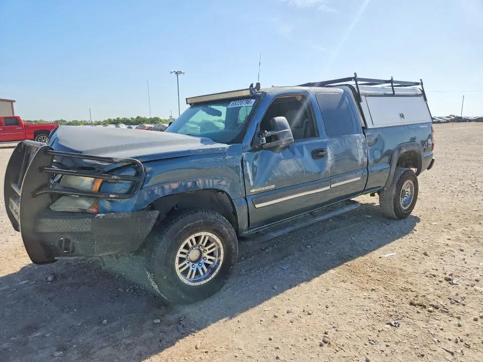 1GCHK29U56E110083 — 2006 Chevrolet Silverado, Передняя часть (Front End), фото до ремонта
