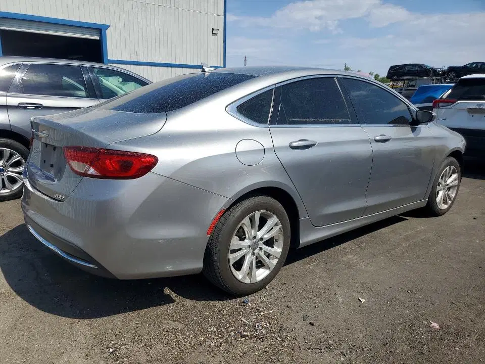 2016 Chrysler 200 VIN 1C3CCCAB3GN150045 фото 3