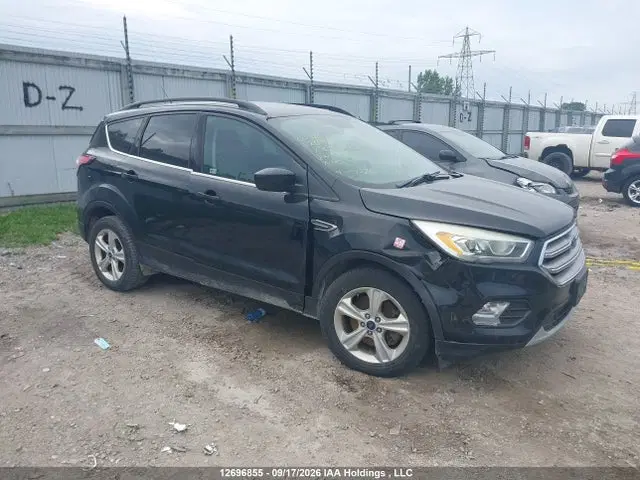 1FMCU0G93HUC68580 — 2017 Ford Escape SE, Передняя часть (Front), фото до ремонта