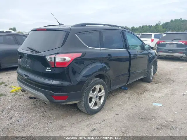 2017 Ford ESCAPE SE VIN 1FMCU0G93HUC68580 фото 4