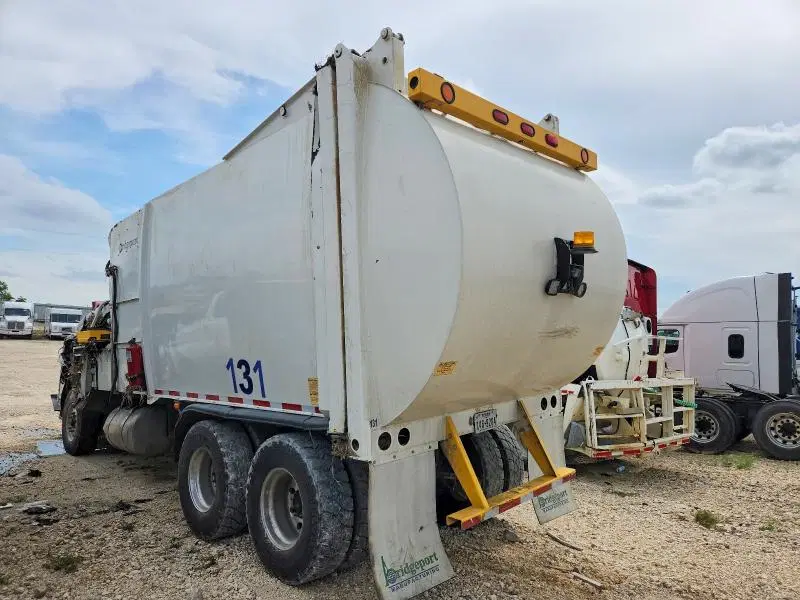 2022 PETERBILT 520 VIN 3BPDLJ0X4NF113051 фото 3