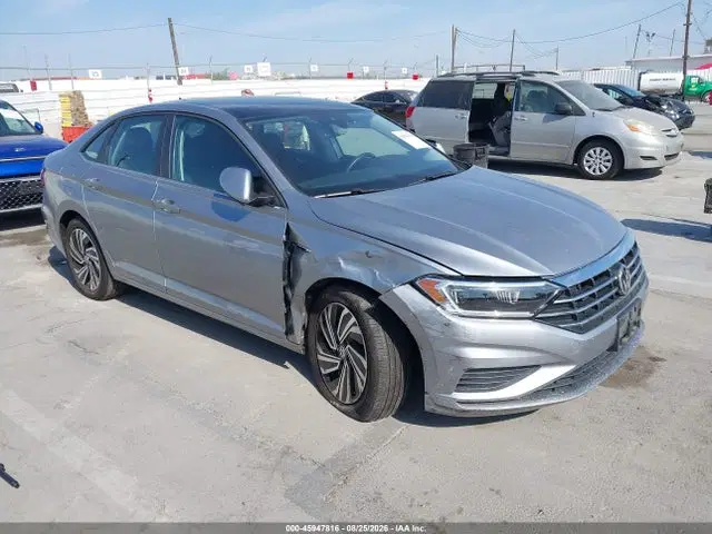 3VWEB7BU3LM002946 — 2020 Volkswagen Jetta 1.4T SEL, Передняя часть справа (Right Front), фото до ремонта