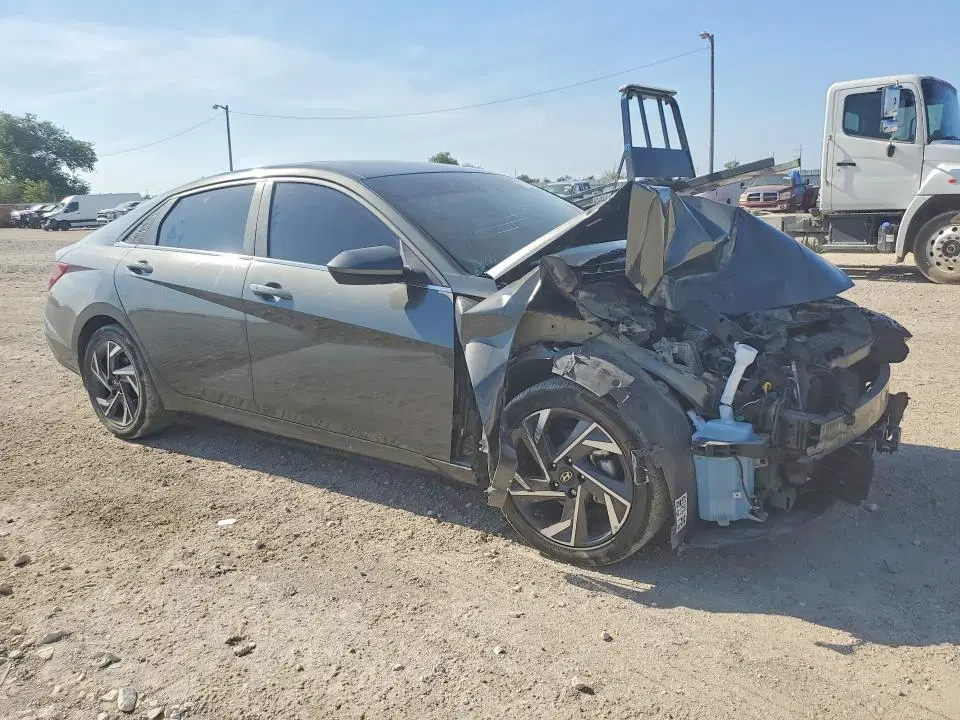 2024 HYUNDAI ELANTRA VIN KMHLS4DG1RU761188 фото 4