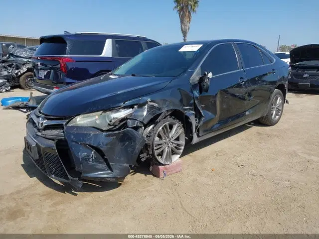 2015 Toyota CAMRY SE VIN 4T1BF1FK7FU879709 фото 2