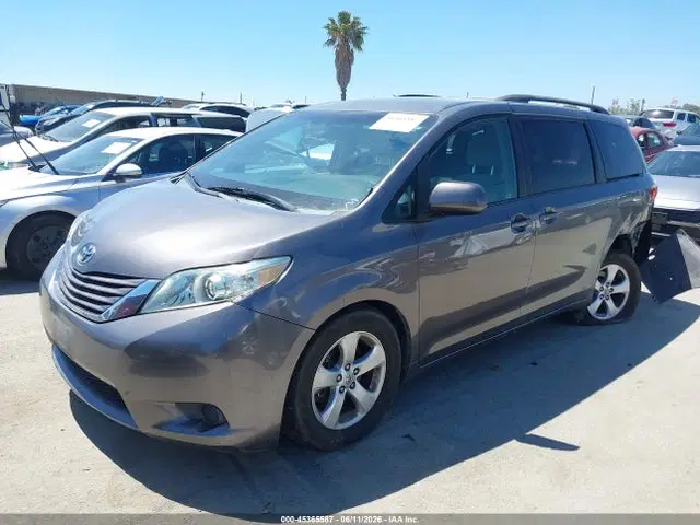 2015 Toyota Sienna Le 8 Passenger VIN 5TDKK3DC4FS583509 фото 2