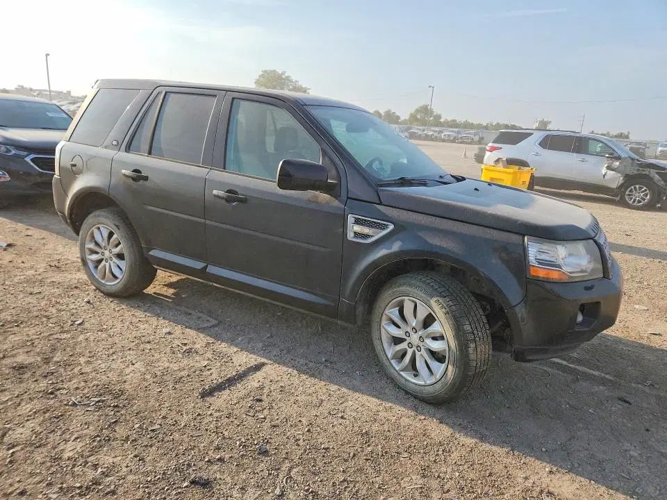 2015 LAND ROVER LR2 VIN SALFP2BG9FH427630 фото 4