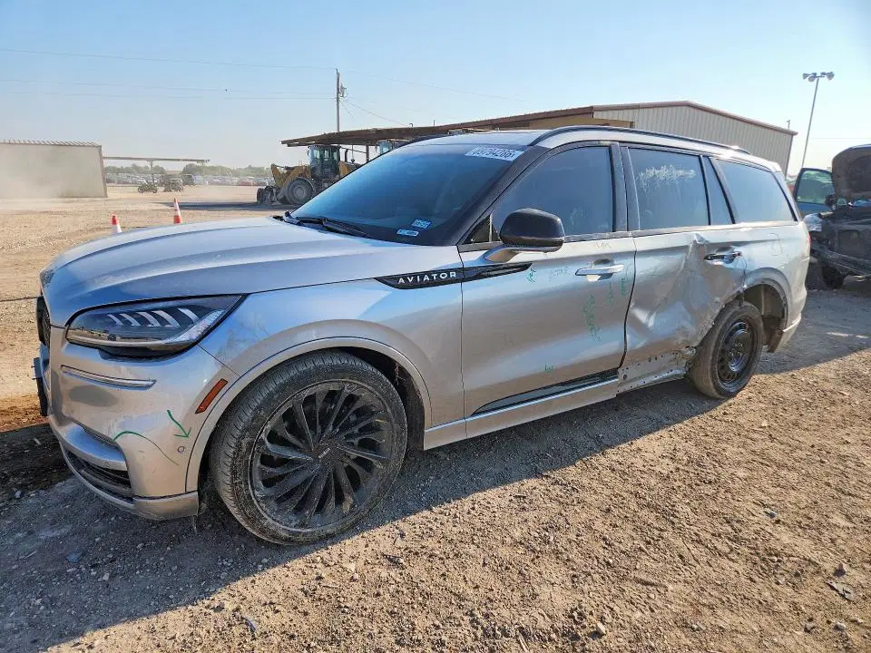 5LM5J7WC7RGL04291 — 2024 Lincoln Aviator, Боковая часть (Side), фото до ремонта