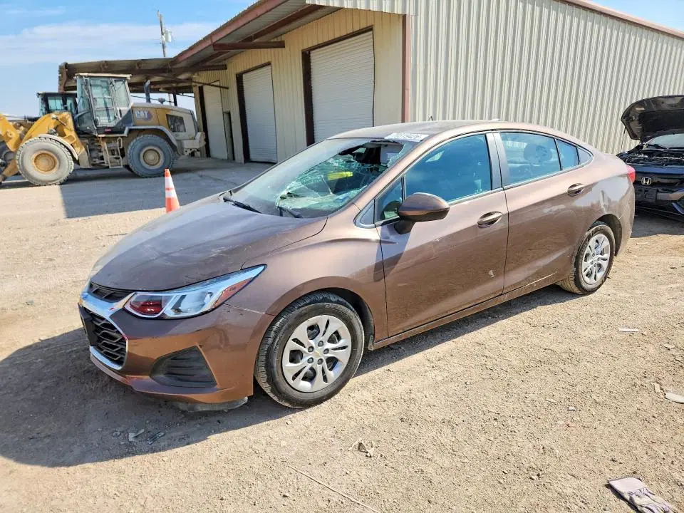 1G1BC5SM5K7137516 — 2019 Chevrolet Cruze, Передняя часть (Front End), фото до ремонта