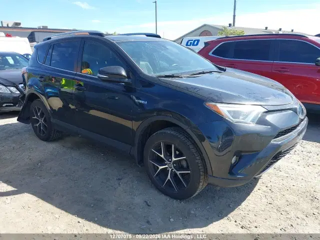 JTMJJREV7JD209322 — 2018 Toyota RAV4 Hybrid SE, Задняя часть (Rear), фото до ремонта