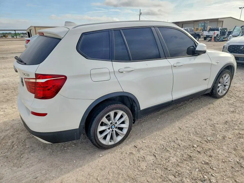2015 BMW X3 VIN 5UXWX9C57F0D46154 фото 3