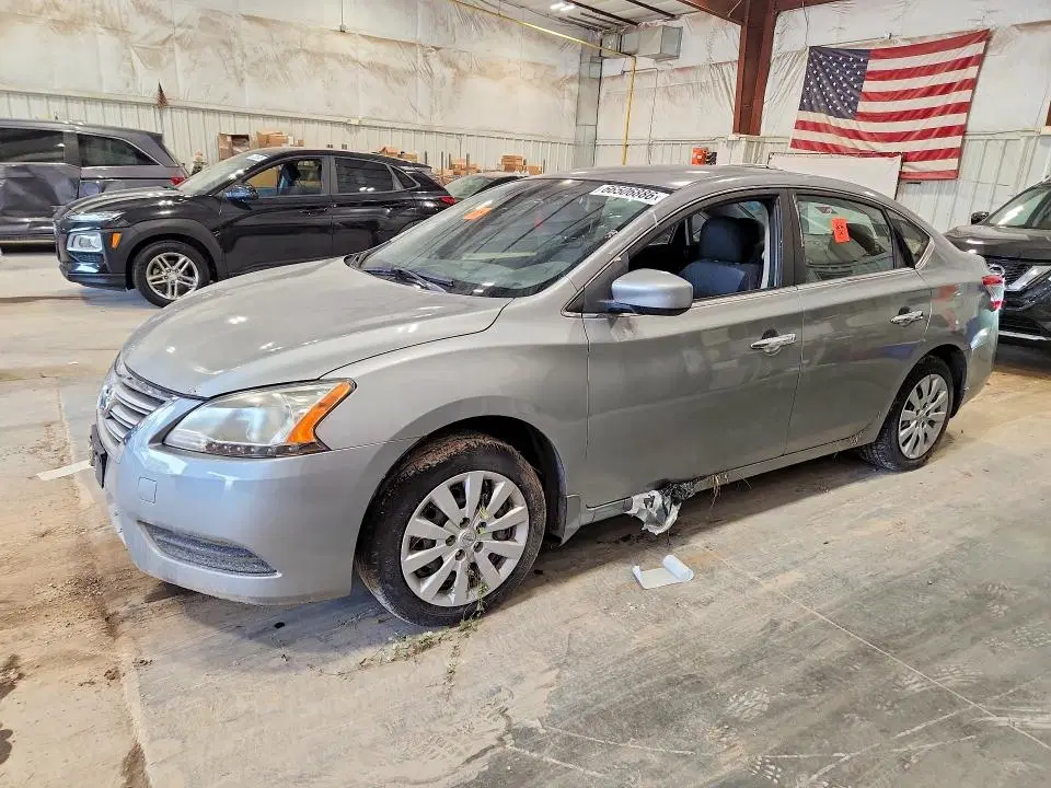 3N1AB7AP0EY304884 — 2014 Nissan Sentra, Мелкие вмятины и царапины (Minor Dent/Scratches), фото до ремонта