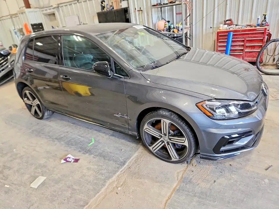 2018 VOLKSWAGEN GOLF R VIN WVWVF7AU2JW074761 фото 4
