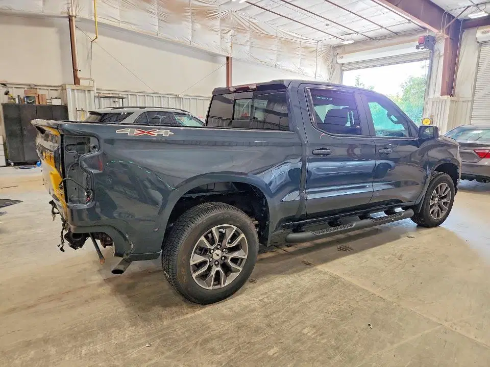 2020 CHEVROLET SILVERADO VIN 3GCUYEED8LG435478 фото 3