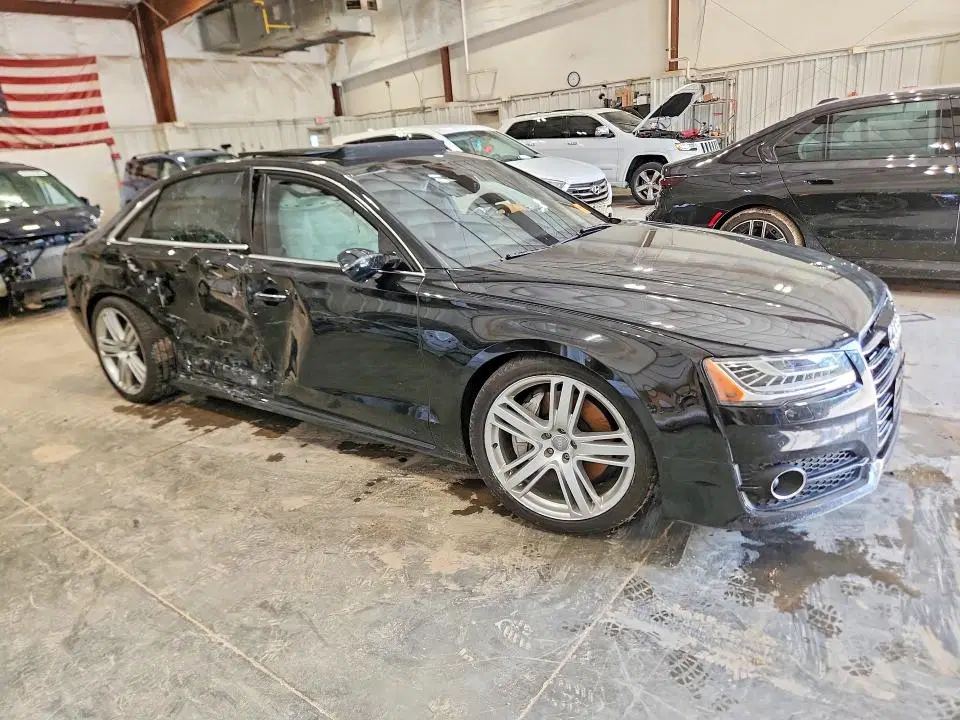 2016 AUDI A8 VIN WAU43AFD3GN006085 фото 4