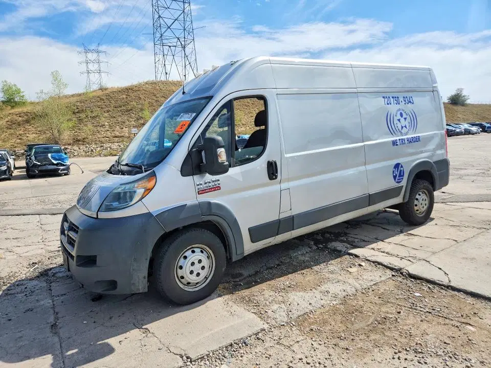 3C6TRVDG4FE509751 — 2015 RAM Promaster 2500, Side, фото до ремонта