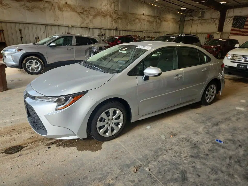 JTDEPMAE2N3024020 — 2022 Toyota Corolla, Боковая часть (Side), фото до ремонта