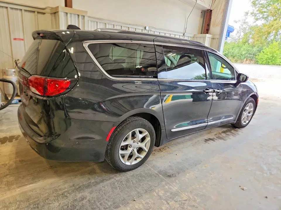2017 CHRYSLER PACIFICA VIN 2C4RC1EG5HR729493 фото 3