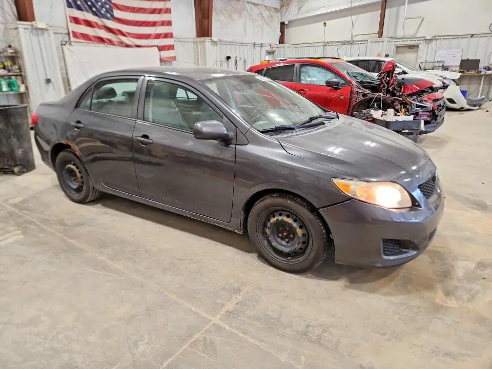 2010 TOYOTA COROLLA VIN 1NXBU4EE1AZ375829 фото 4