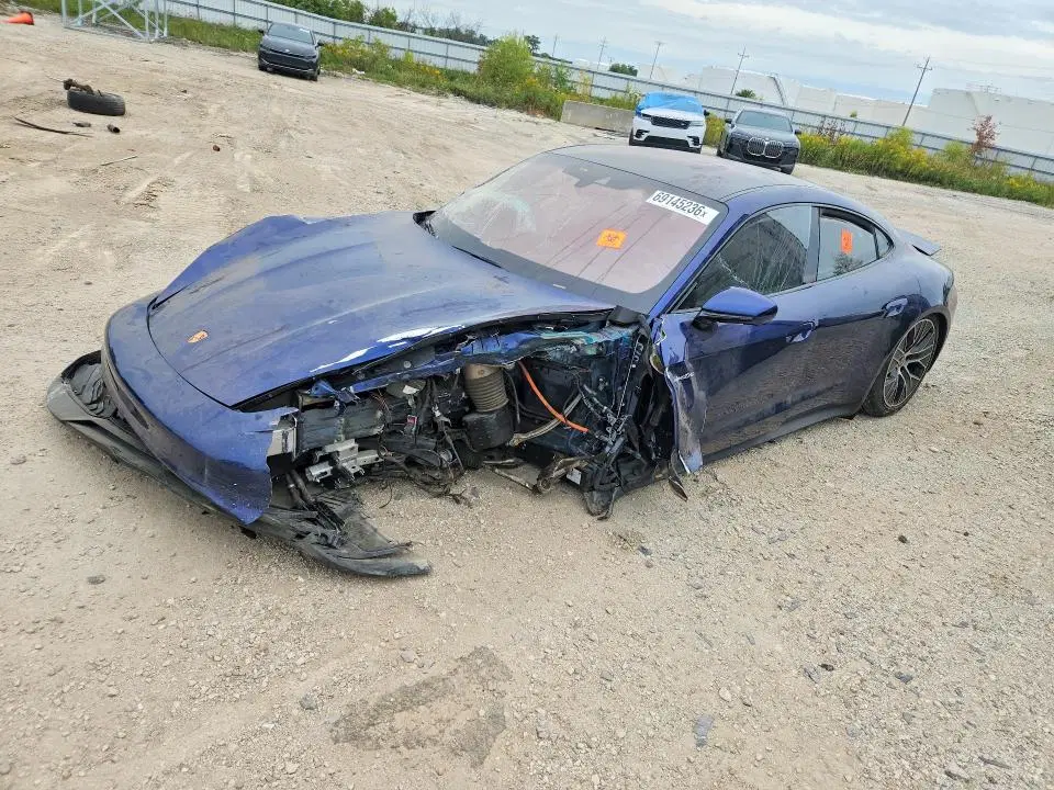 WP0AB2Y11LSA52983 — 2020 Porsche Taycan, Передняя часть (Front End), фото до ремонта