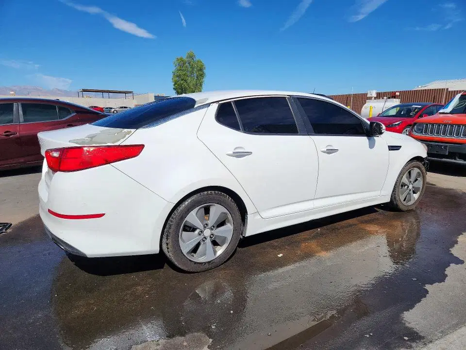 2015 KIA Optima VIN 5XXGM4A75FG420219 фото 3