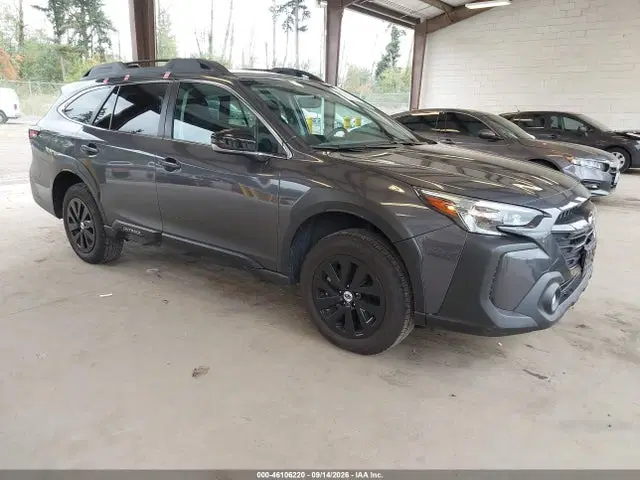 4S4BTADC6R3179615 — 2024 Subaru Outback Premium, Задняя часть (Rear), фото до ремонта