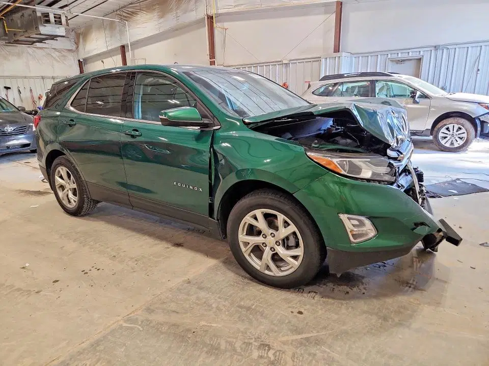 2019 CHEVROLET EQUINOX VIN 2GNAXUEV1K6219644 фото 4