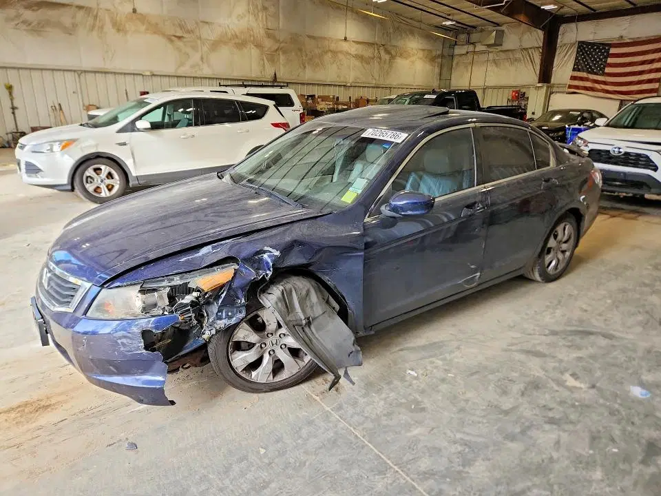 1HGCP26888A084819 — 2008 Honda Accord, Передняя часть (Front End), фото до ремонта