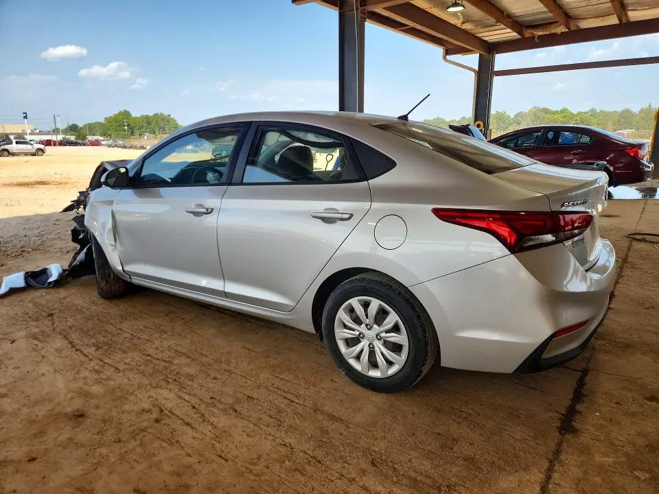 2018 Hyundai Accent VIN 3KPC24A3XJE020238 фото 2