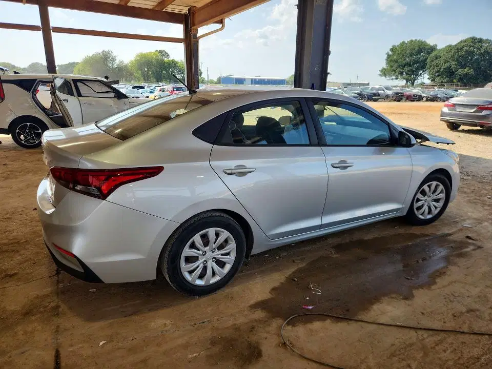 2018 Hyundai Accent VIN 3KPC24A3XJE020238 фото 3
