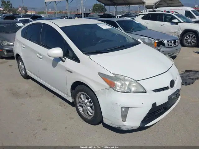 JTDKN3DU3F0456768 — 2015 Toyota Prius Two, Не указано (Unknown), фото до ремонта