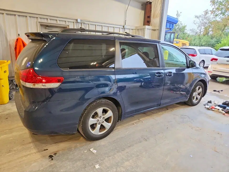 2012 TOYOTA SIENNA VIN 5TDKK3DC7CS208905 фото 2