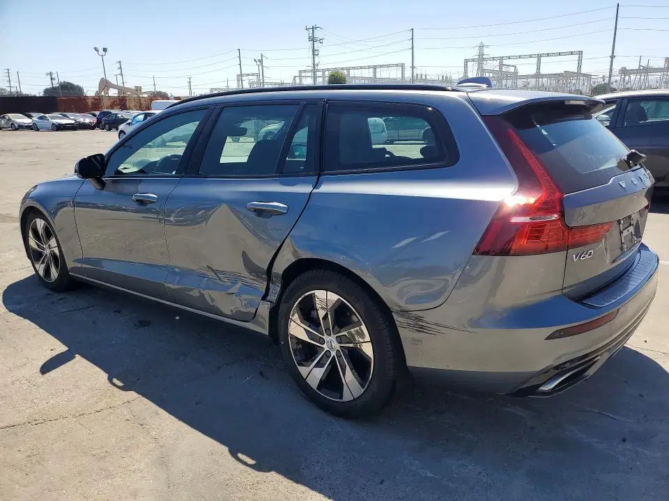 2020 Volvo V60 VIN YV1102EM3L2374567 фото 2