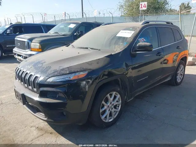 2015 Jeep Cherokee Latitude VIN 1C4PJLCB2FW782463 фото 2