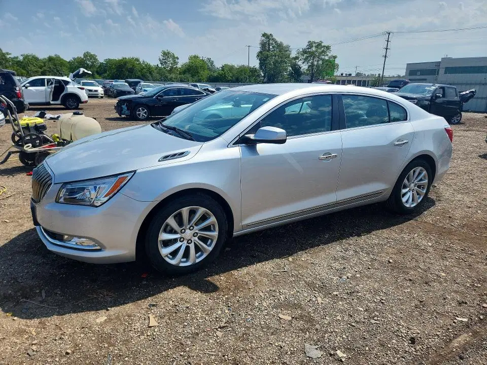 2016 BUICK LACROSSE VIN 1G4GA5G38GF179268 фото 2