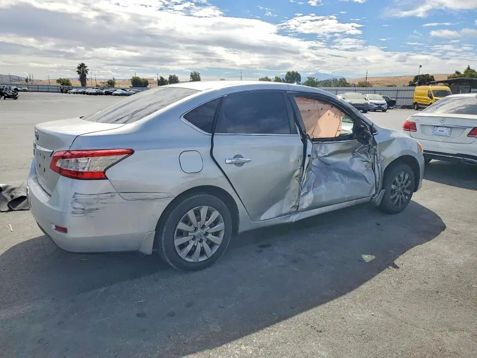 2015 Nissan Sentra VIN 3N1AB7AP6FY216097 фото 3
