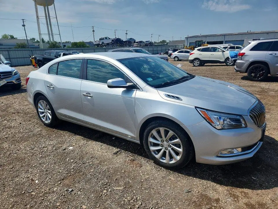 2016 BUICK LACROSSE VIN 1G4GA5G38GF179268 фото 4