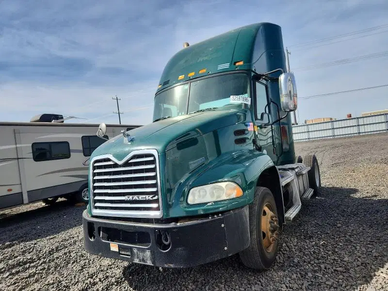 2016 Mack 600 VIN 1M1AW01X7GM008386 фото 2