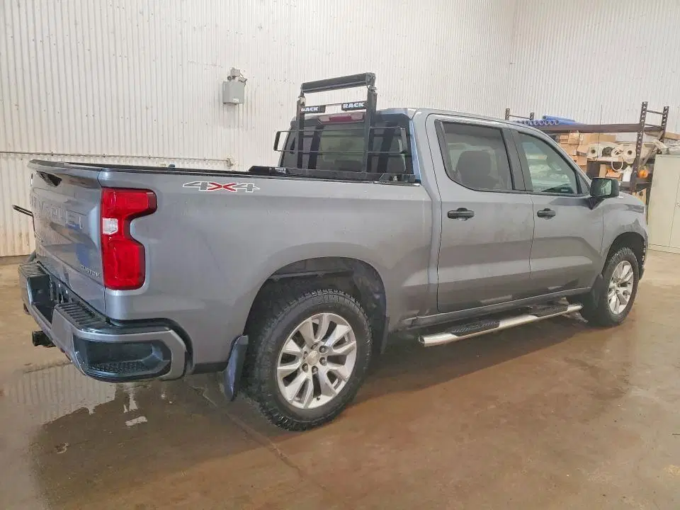 2021 CHEVROLET SILVERADO VIN 1GCUYBEF8MZ245424 фото 3