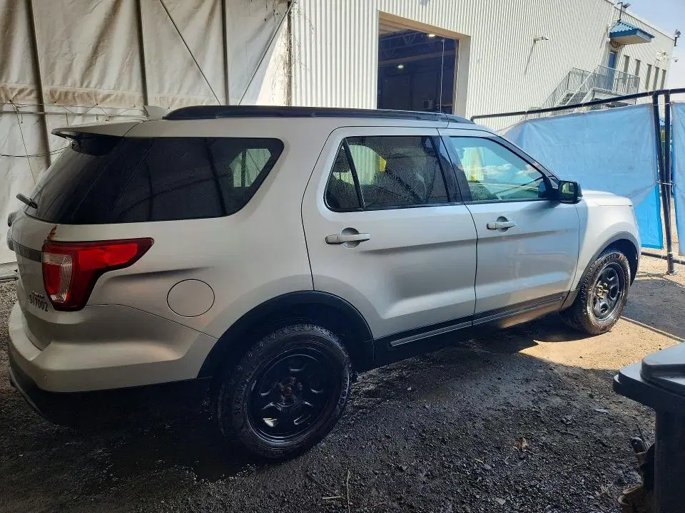 2017 FORD EXPLORER VIN 1FM5K8D86HGE30709 фото 3