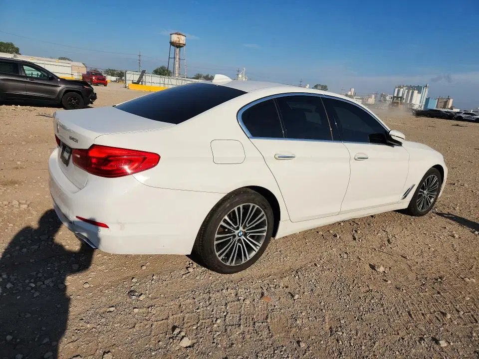 2018 BMW 540 VIN WBAJE7C5XJWD53253 фото 3