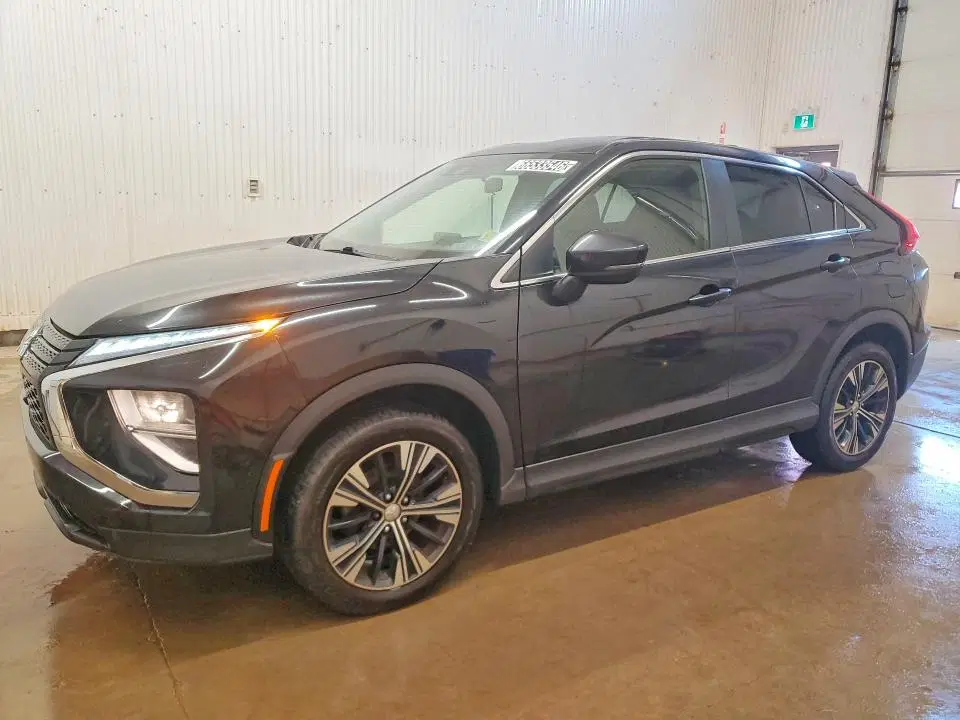 JA4ATUAA4NZ601841 — 2022 Mitsubishi Eclipse Cross, NORMAL WEAR, фото до ремонта