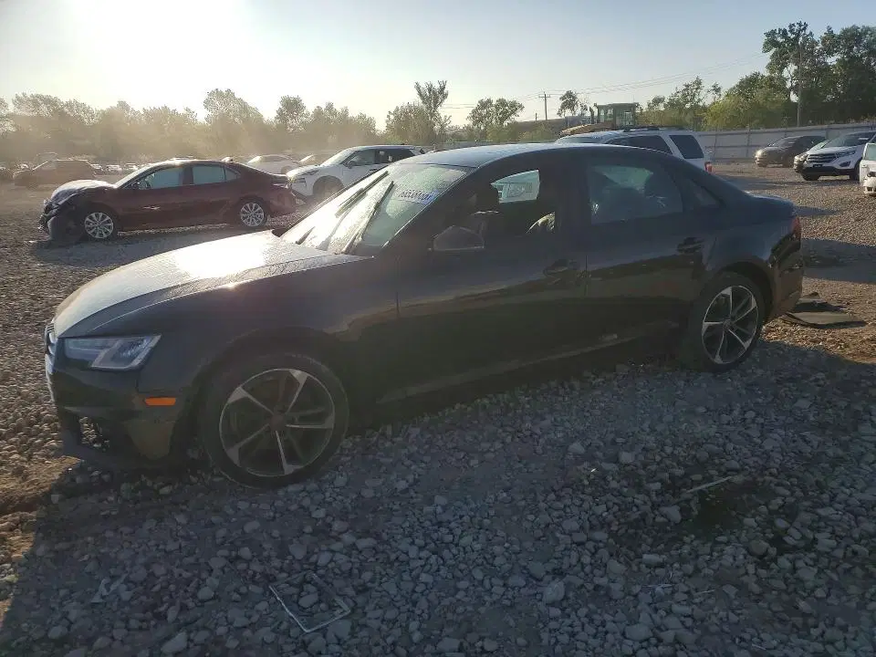 WAUGMAF42KN013919 — 2019 Audi A4, Мелкие вмятины и царапины, фото до ремонта