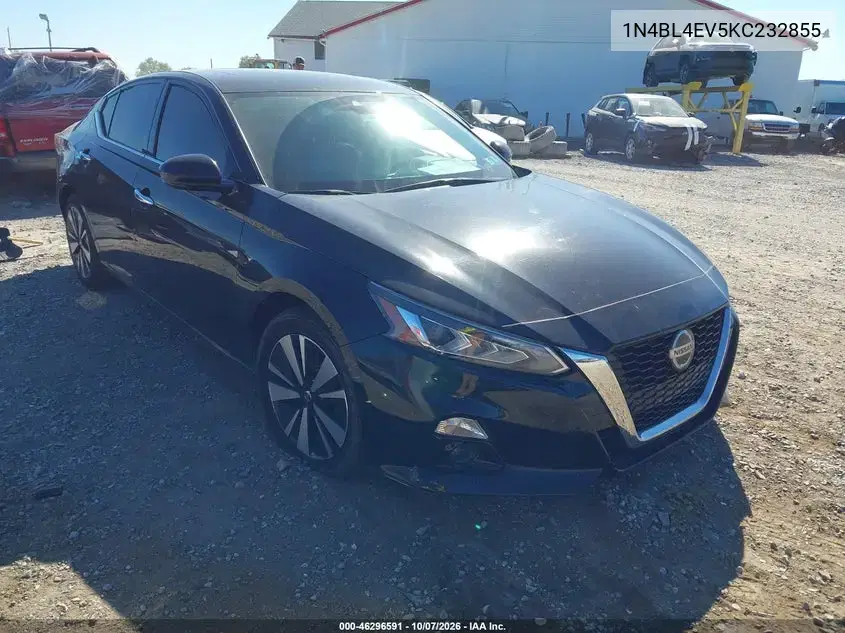 1N4BL4EV5KC232855 — 2019 Nissan Altima, Сзади слева, фото до ремонта