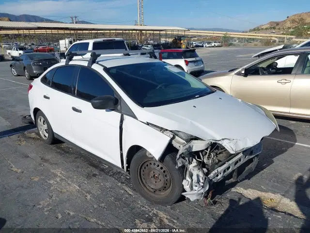 1FADP3E20EL462658 — 2014 Ford Focus S, Естественный износ, фото до ремонта