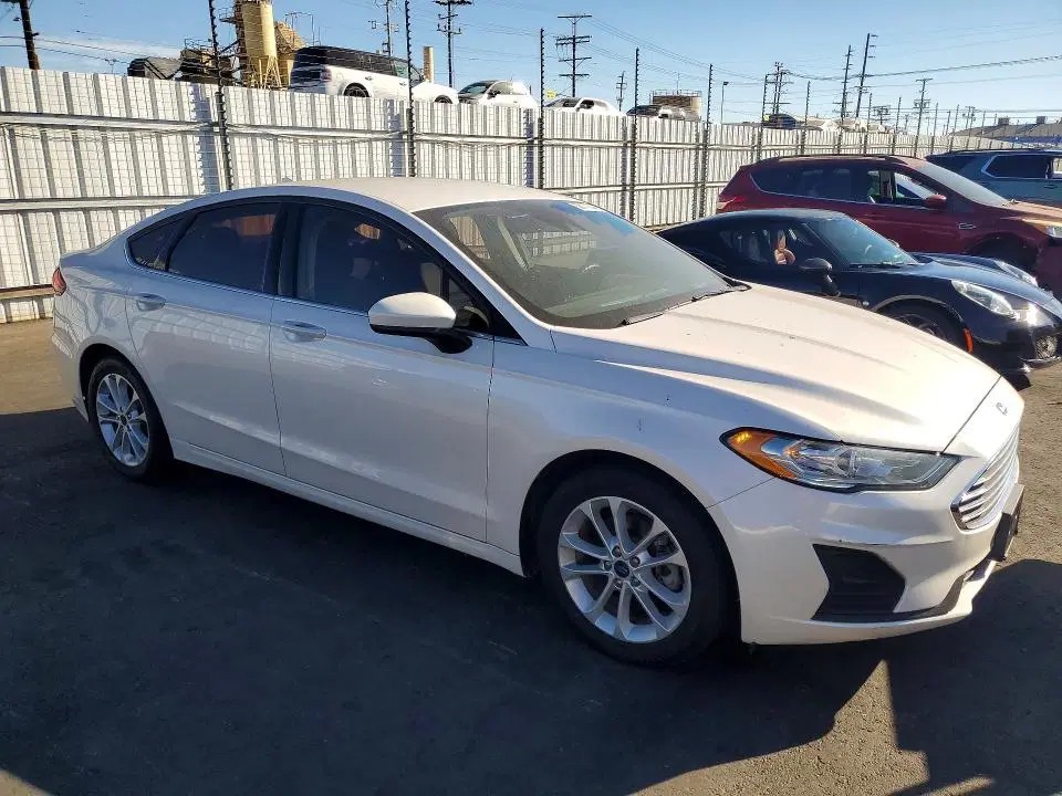 2019 Ford Fusion VIN 3FA6P0HD1KR134666 фото 4