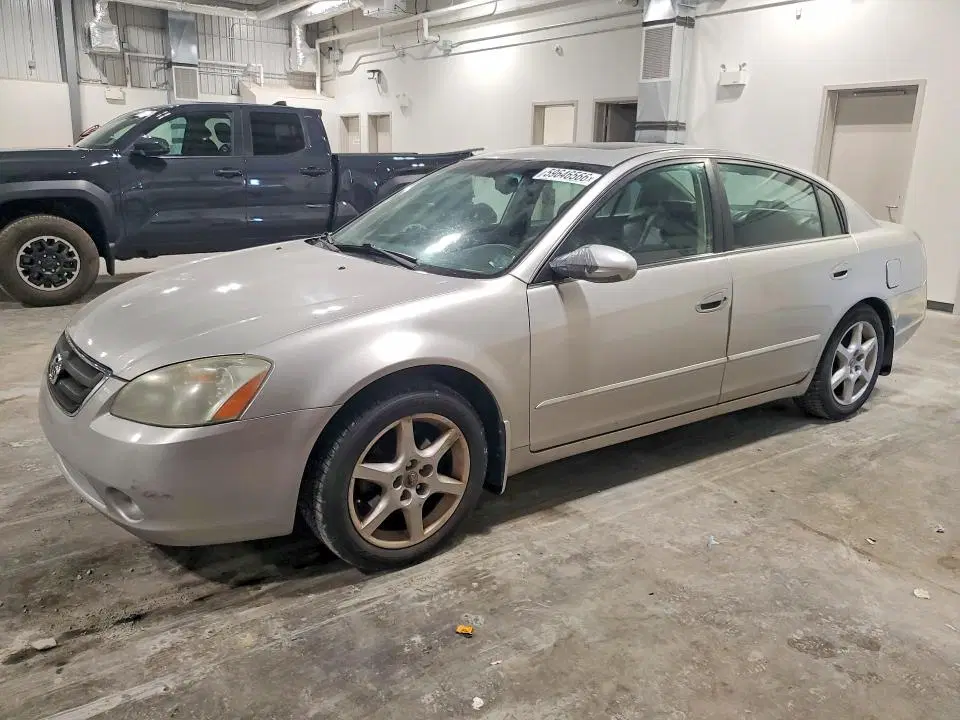 1N4BL11E62C274472 — 2002 Nissan Altima, Мелкие вмятины и царапины (Minor Dent/Scratches), фото до ремонта